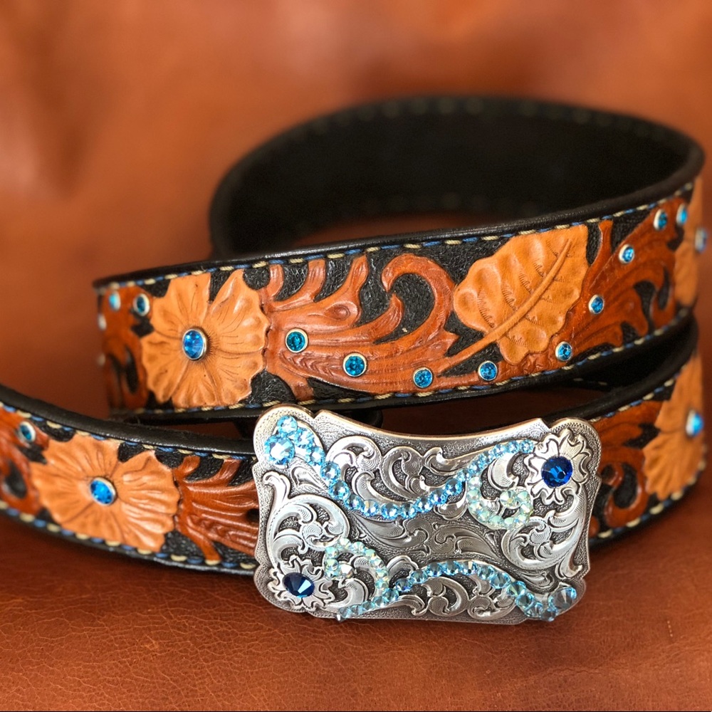 Trapper Peak Leather Western Tooled Belt